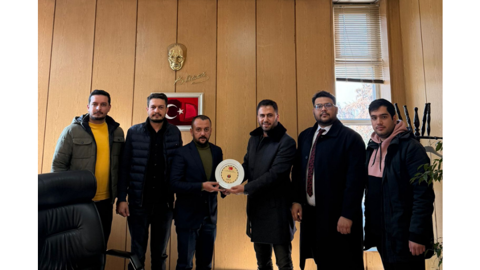 HALELR ŞUBE MÜDÜRÜ'NE ZİYARET