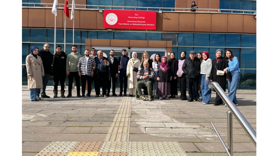GAZİANTEP ÜNİVERSİSTESİ GENÇLİK GİRİŞİM VE EĞİTİM TOPLULUĞUN HUZUR EVİ ZİYARETİ